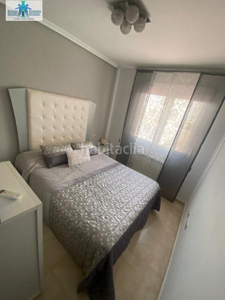 Foto b1389484-7e76-4c93-918b-ebde8cc63711. Àtic amb calefacció aparcament a Industria Albacete