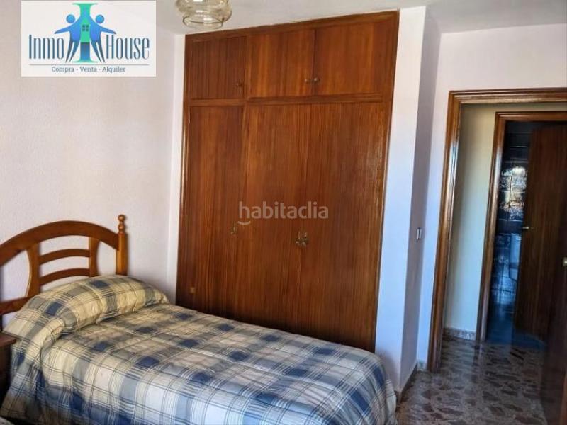 Foto 85c8ece8-456a-4588-abc6-94b8f22b32ff. Pis amb calefacció aparcament a Industria Albacete