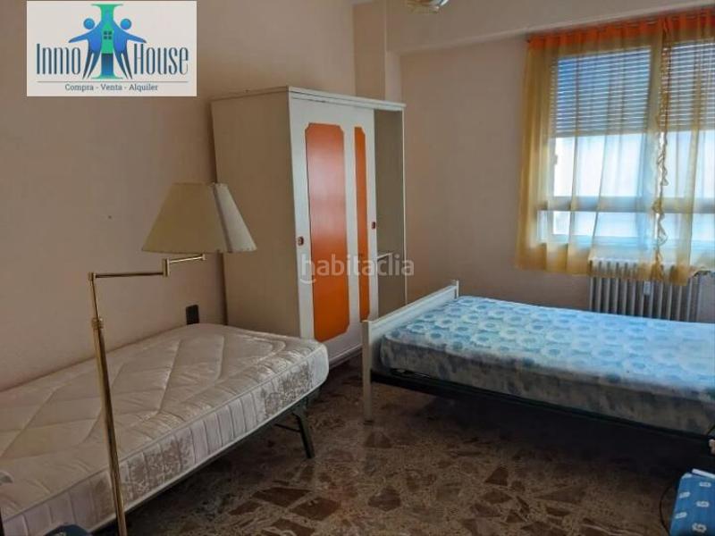 Foto ce6e2666-e2af-4ebc-b2e8-e3f955414703. Pis amb calefacció aparcament a Industria Albacete