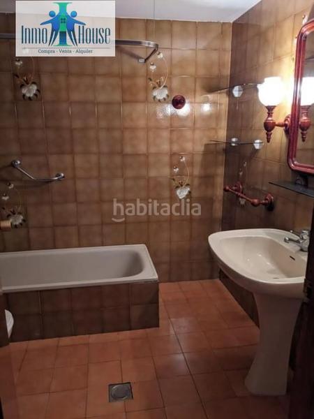 Foto d5f0bb0b-3bbf-4297-8673-9d5b2ecb6110. Pis amb calefacció aparcament a Industria Albacete