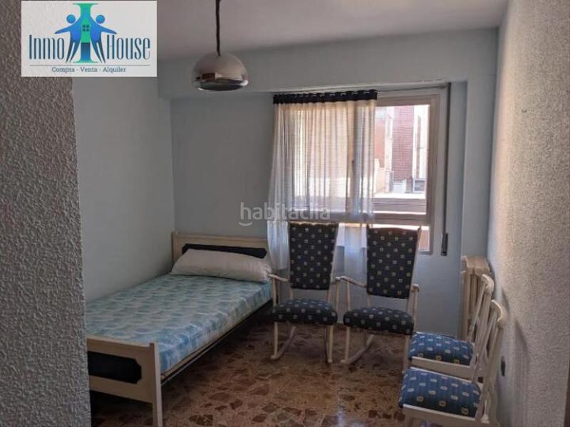 Foto f24e78c1-8eca-4c95-bc1a-20056e0f9684. Pis amb calefacció aparcament a Industria Albacete