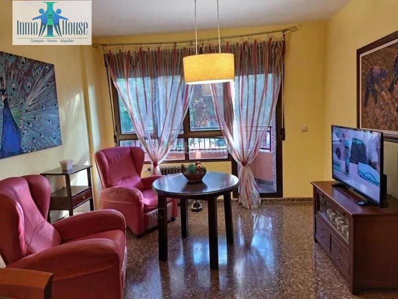 Foto 8bd6979a-a5cd-46bb-8468-8c0935c91880. Etagenwohnung mit heizung parking in Estación Albacete