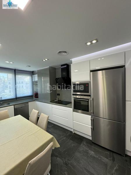 Foto ef73043c-2806-4d2e-9e8a-108fd75ddb7c. Rent flat in Centro Albacete