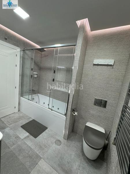 Foto fae99441-dd98-44b3-b039-1a0eec1ddf50. Rent flat in Centro Albacete