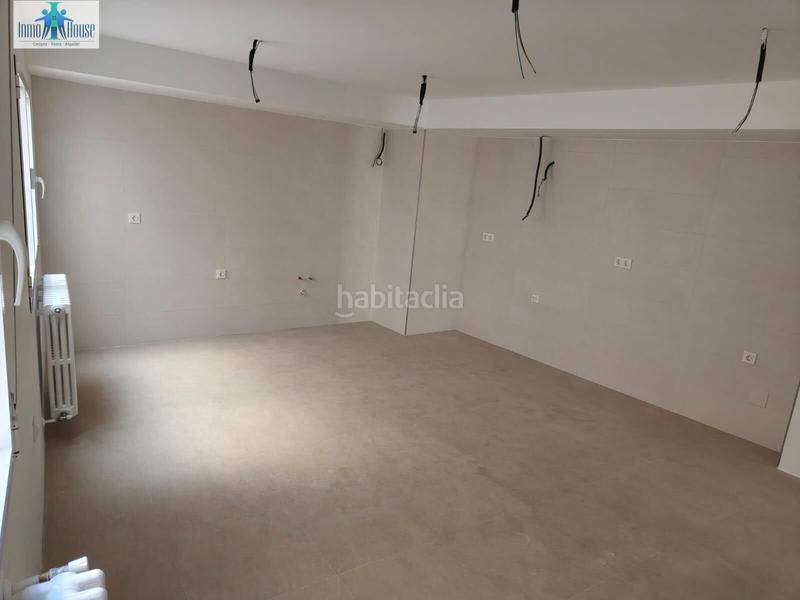 Foto a2f8cf0f-95da-41e0-bd22-d3dd5878bd80. Appartement avec chauffage dans Centro Albacete