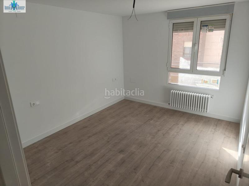 Foto c7b46f2c-7e76-4707-ab29-49f46d69fb08. Appartement avec chauffage dans Centro Albacete
