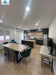 Etagenwohnung in Feria. Piso en venta zona feria