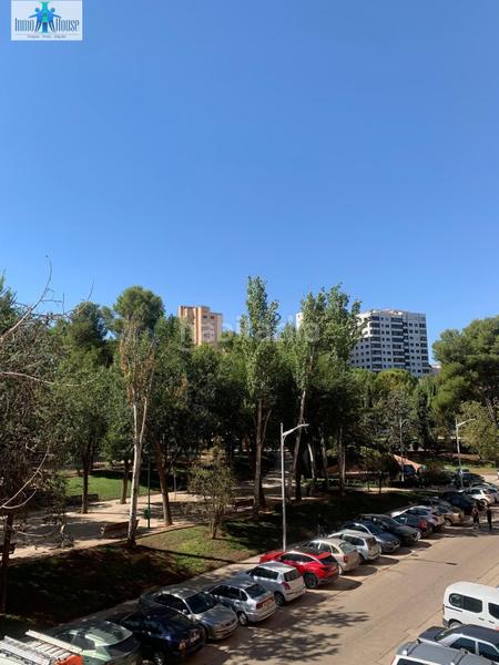 Foto 848132b4-f7e1-49f1-9a2a-7a4376152a29. Pis amb calefacció aparcament a Estación Albacete