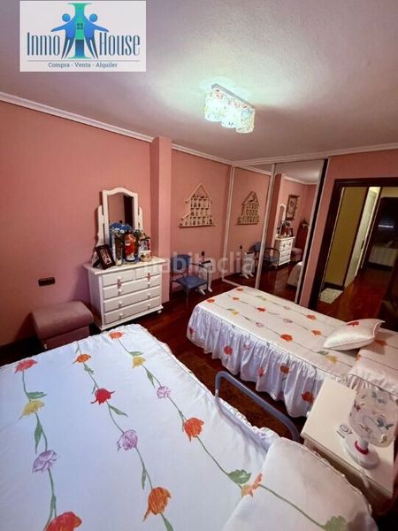 Foto abe39884-4551-45f0-bbf9-07747f08803b. Casa adossada amb calefacció aparcament piscina a Albacete