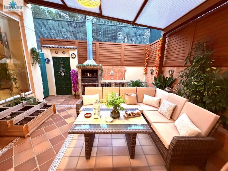 Foto b02a8643-9dff-470c-8ba7-07b4d7dd7581. Casa adossada amb calefacció aparcament piscina a Albacete