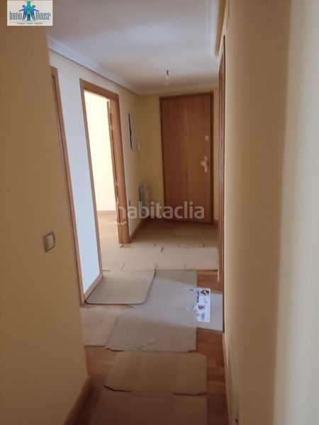 Foto 014f8392-0ea2-40c8-9bef-2f152fcdfdb6. Pis amb aparcament a Ensanche - Franciscanos Albacete