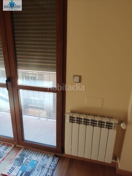 Foto be034145-e6aa-439d-9aab-dd6c7beb83c1. Pis amb aparcament a Ensanche - Franciscanos Albacete