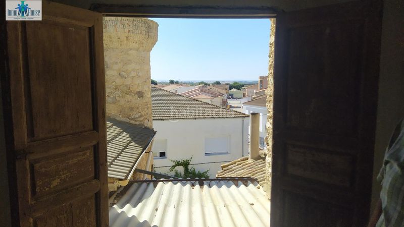 Foto 6d399026-40f5-44ea-b3d8-72aaf814b5e2. Xalet amb aparcament a Mahora