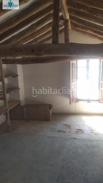 Foto ad56f741-d0e0-4418-97fd-1db6040e4293. Xalet amb aparcament a Mahora