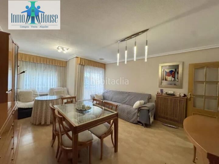 Foto 650b3381-969f-4cd8-b8f7-8d75f6eb9dda. Pis amb calefacció aparcament a Carretas - Pajarita Albacete