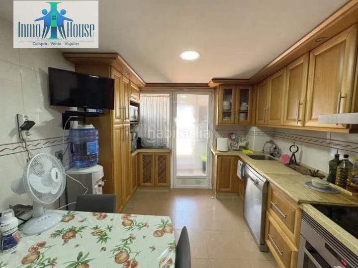 Foto abfb5741-612d-4e3f-a271-59e6a3e17ce5. Pis amb calefacció aparcament a Carretas - Pajarita Albacete