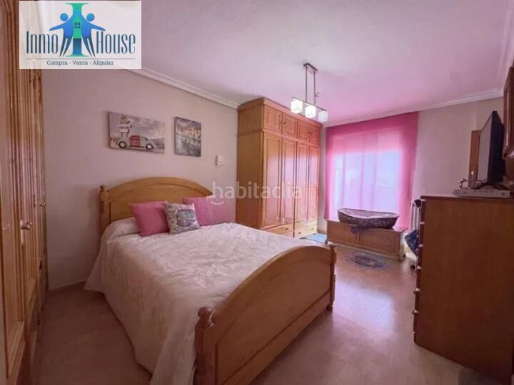 Foto f2999752-f7da-4373-aa02-b0e62dc14382. Pis amb calefacció aparcament a Carretas - Pajarita Albacete