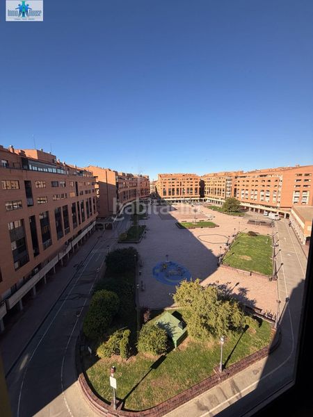 Foto 16d3d95f-abac-40d3-8295-49c136d0626b. Pis amb aparcament a Centro Albacete