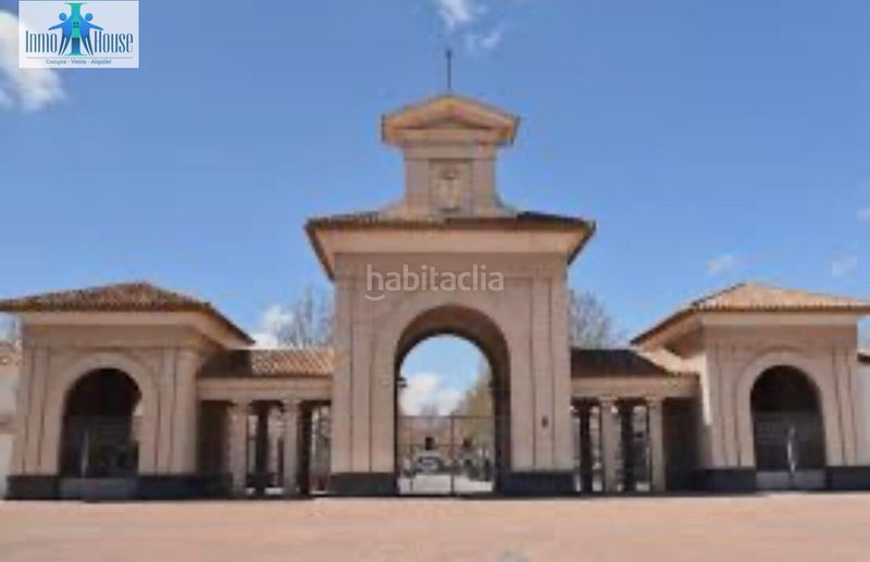 Foto 60001b13-f484-4d0a-b81d-46d9174d8ae1. Pis amb calefacció aparcament a Fátima Albacete