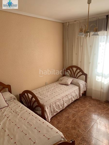 Foto ed5cbc1b-9593-4cdd-9d13-ca92b95687d7. Pis amb aparcament a Feria Albacete