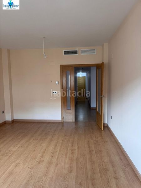 Foto 80b51d7b-2998-452d-bb31-35ce854db28c. Pis amb aparcament a San Pablo Albacete