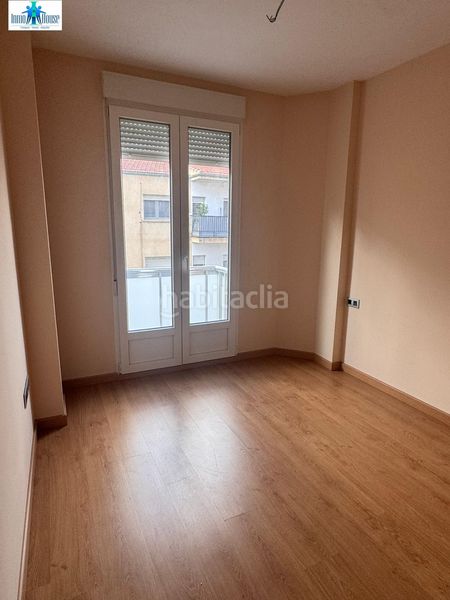 Foto f56095aa-8c06-47f3-82ce-6aaae38914ae. Pis amb aparcament a San Pablo Albacete