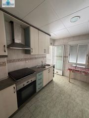 Pis a El Pilar. Piso en venta zona feria pilar