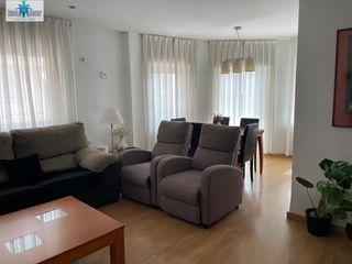 Piso en Fátima. Inmohouse vende piso en zona feriafátima
