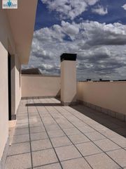 Ático en La Milagrosa. Atico en venta zona carretasalbacenter