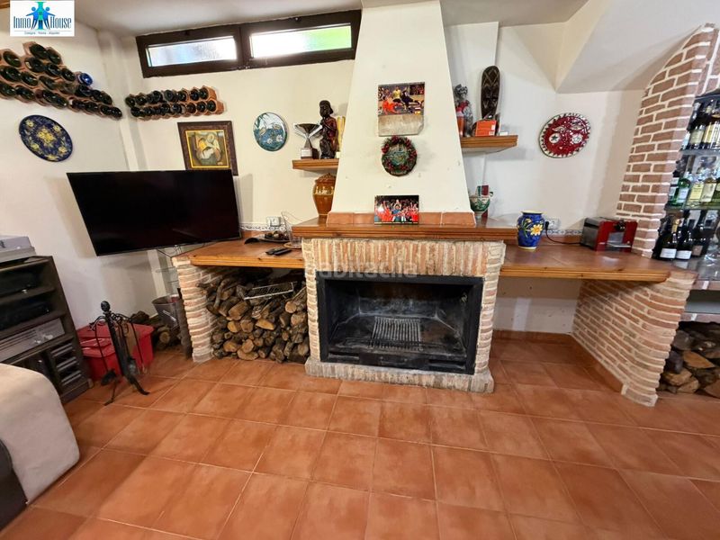 Foto e277f109-f28c-4a59-8db0-82e3aab535ce. Casa adossada amb calefacció aparcament a Alto de los Molinos Albacete