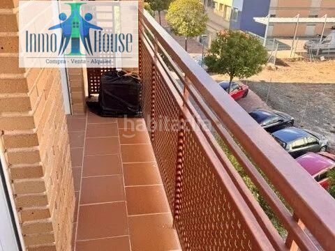 Foto c3990d4a-e269-4e39-a2df-a9448bbc670c. Apartament amb calefacció aparcament a Alto de los Molinos Albacete