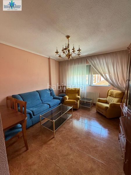 Foto 0ce5096c-9ada-42dd-844e-d117ad5a5701. Apartament amb calefacció aparcament a Hospital Albacete
