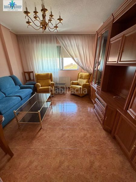 Foto 687abae8-cc6c-4a6b-b491-9c4560428e4a. Apartament amb calefacció aparcament a Hospital Albacete