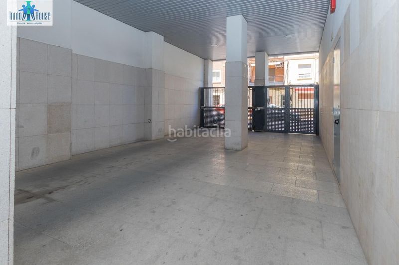 Foto ebc0e6ed-d3c1-4731-966f-1e4b9693c5fd. Pis amb calefacció aparcament a San Pablo Albacete