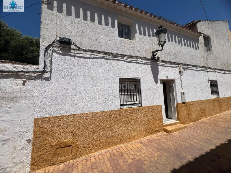Foto c9776593-abe1-456e-8597-45bba0984084. Casa a Alcadozo