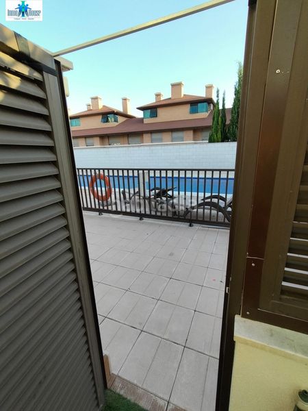 Foto f7f60e08-a6e9-4fd1-bd57-9e26dfc52f45. Casa adossada amb calefacció aparcament piscina a Albacete