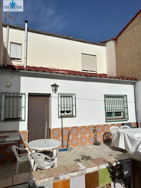 Foto 1ab757f7-5bf3-4a66-a41c-8b90f27e2bec. Casa adossada amb calefacció aparcament a San Pablo Albacete