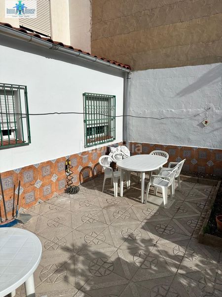 Foto d6e90e3b-d023-4047-bfac-11bfc1a1de02. Casa adossada amb calefacció aparcament a San Pablo Albacete