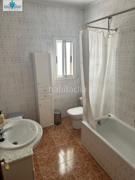 Foto fc1f992f-f999-4770-9f9c-88f8e4fc6376. Casa adossada amb calefacció aparcament a San Pablo Albacete