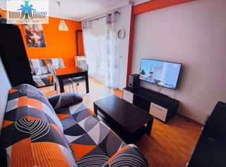 Rent Flat in Ensanche - Franciscanos. Se alquila piso para estudiantes  centro arquitecto vandelvira
