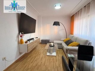 Casa adossada a Pedanías - Extrarradio. Adosado en venta en el salobral