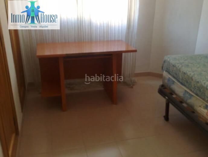 Foto 8172d179-4496-44d4-9281-cd6c0d22b0f1. Pis amb calefacció aparcament a Hospital Albacete