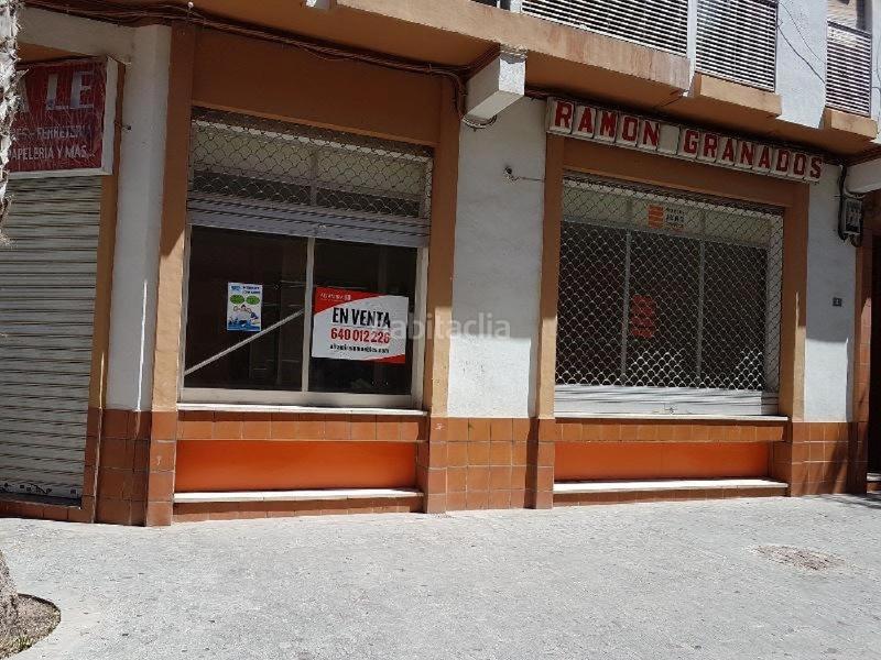 Foto e9eaa8a3-6b4c-4236-80c6-3e3ae24ec5c1. Geschäftsraum in Almenara