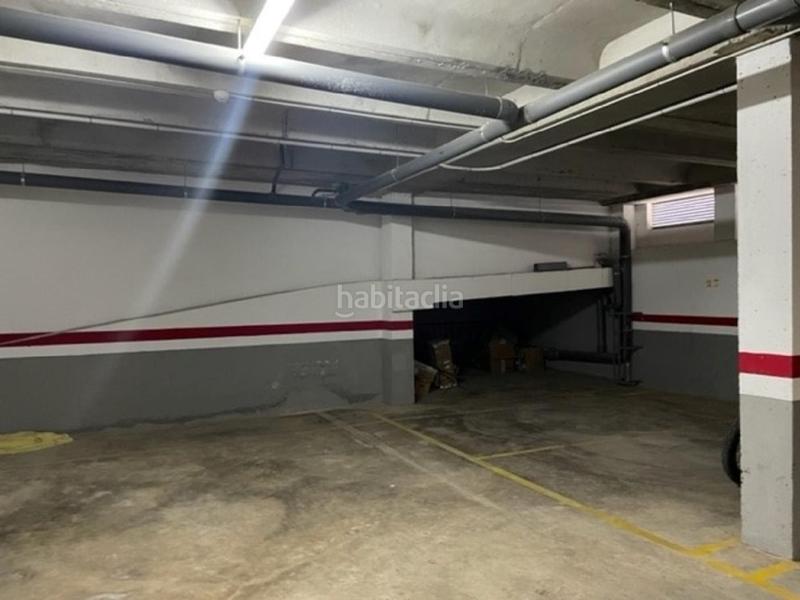 Foto fc22625d-6ef7-4f1b-840b-091b20a15f8e. Aparcament cotxe a Alginet