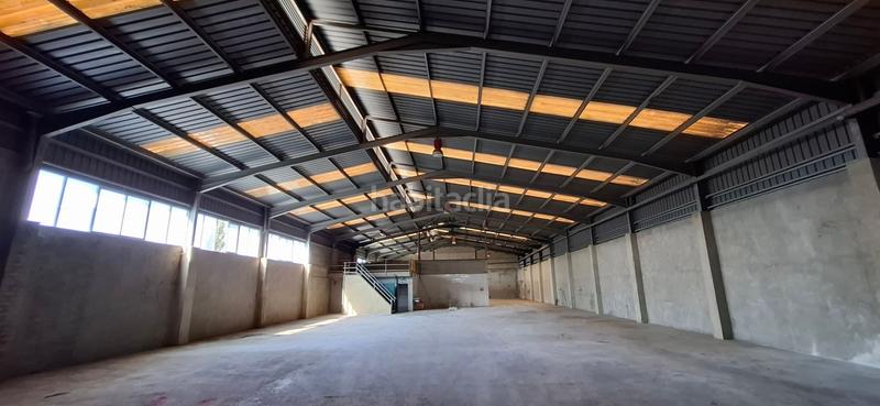 Foto 0a9da0b2-f635-484e-ade7-46c3808c3b94. Nau industrial a Centro-El Castillo Sagunt