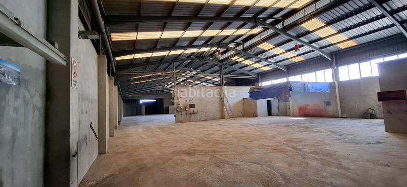 Foto b13d2ce3-36b0-4d7d-9a3f-bfc020a7fec3. Nau industrial a Centro-El Castillo Sagunt