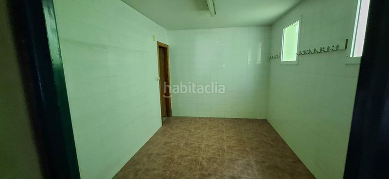 Foto b90820a8-c32b-4b85-889f-7c242284e5b9. Nau industrial a Centro-El Castillo Sagunt