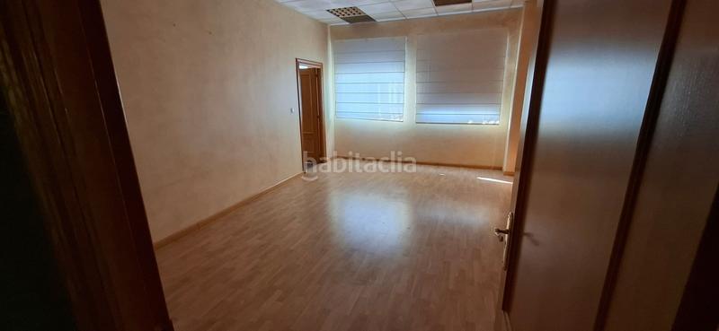 Foto ceada568-3584-4cf1-863a-7d1fc0920bee. Nau industrial a Centro-El Castillo Sagunt