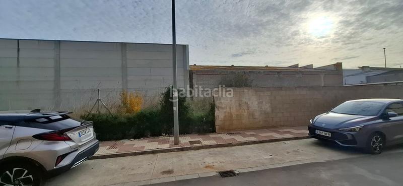 Foto 875b32a5-58ce-4327-98b3-143df529eea1. Terreny residencial a Algemesí