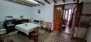 Mas à Palomar. Impresionante casa antigua en venta para reformar en la localida